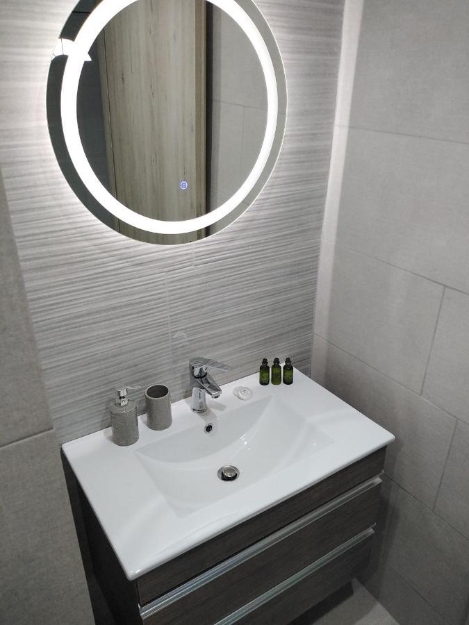 Apartment With Pool In Tzanata Kefalonia Dhimisianata ภายนอก รูปภาพ