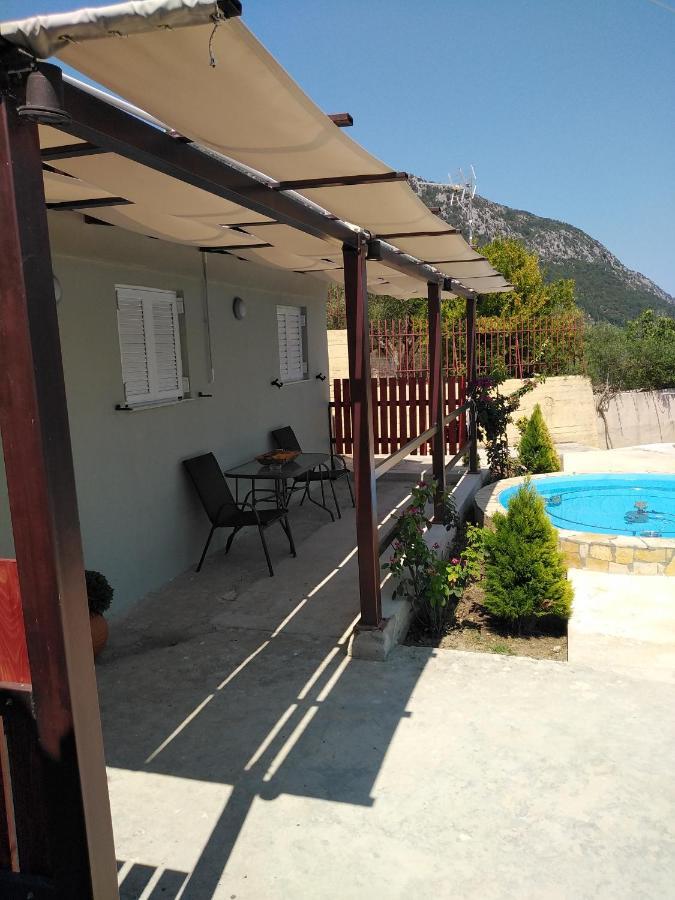 Apartment With Pool In Tzanata Kefalonia Dhimisianata ภายนอก รูปภาพ